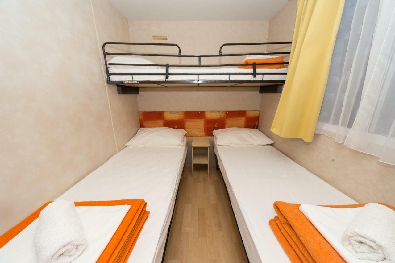 Diana & Josip Mobile Homes Біоград-на-Мору Екстер'єр фото